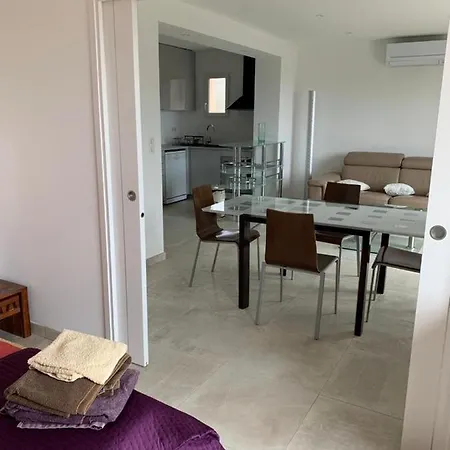 Ds Terre Blanche شقة