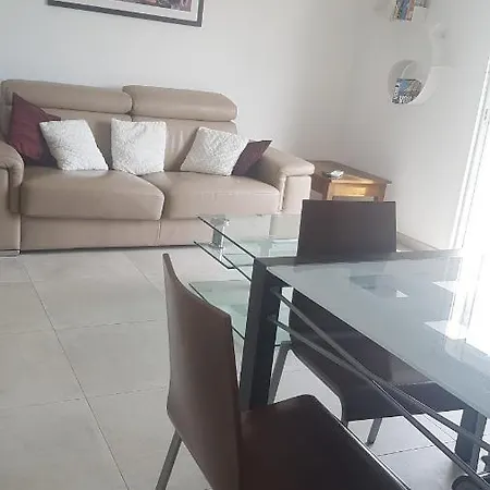 Ds Terre Blanche ساناري سور مير